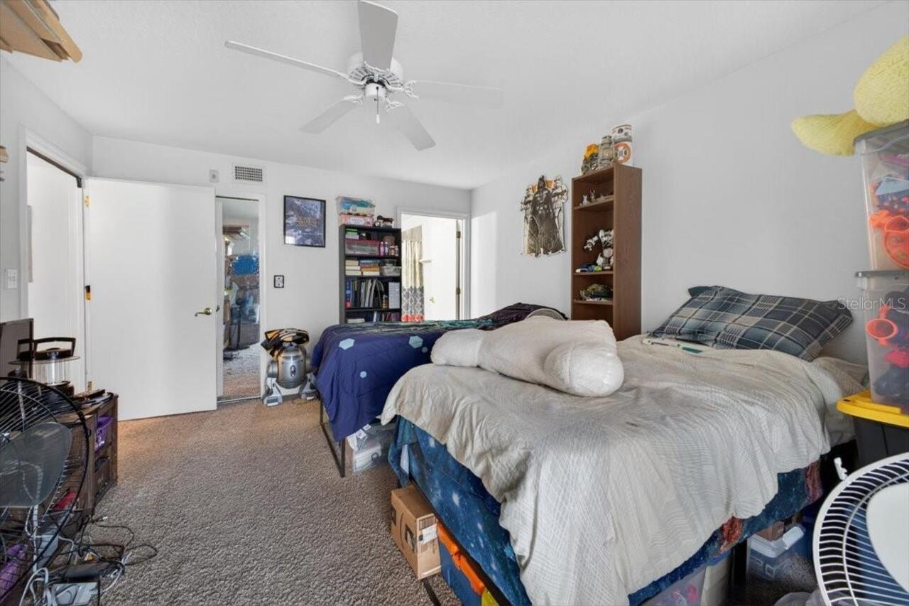 Listing Photo 11
