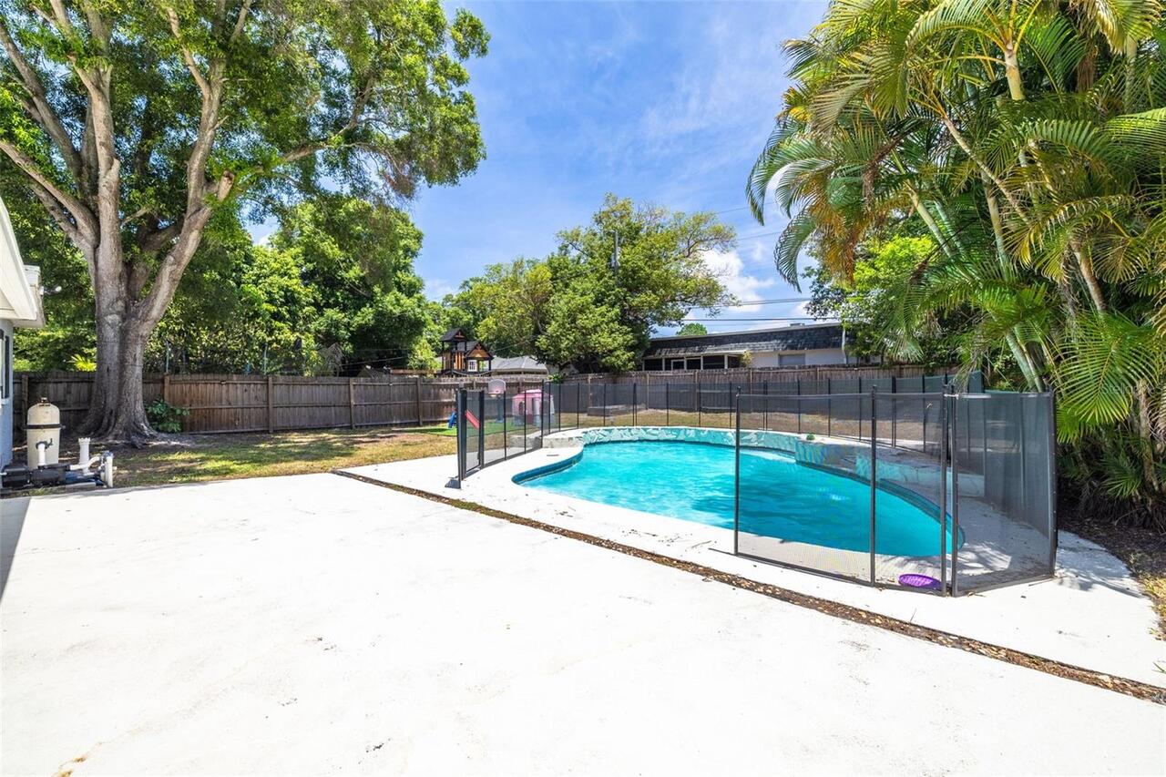 Listing Photo 23