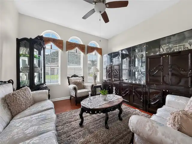 Listing Photo 7