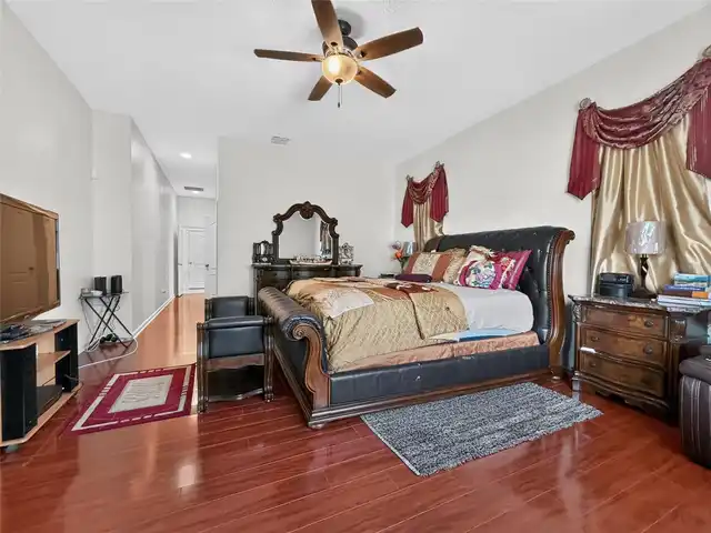 Listing Photo 20