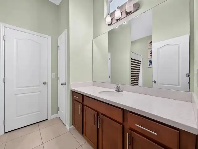 Listing Photo 32