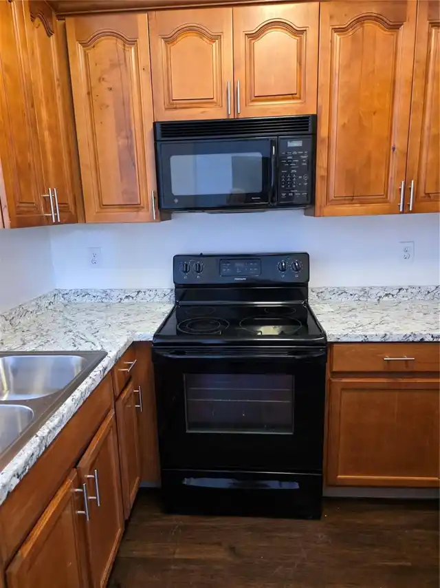 Listing Photo 13