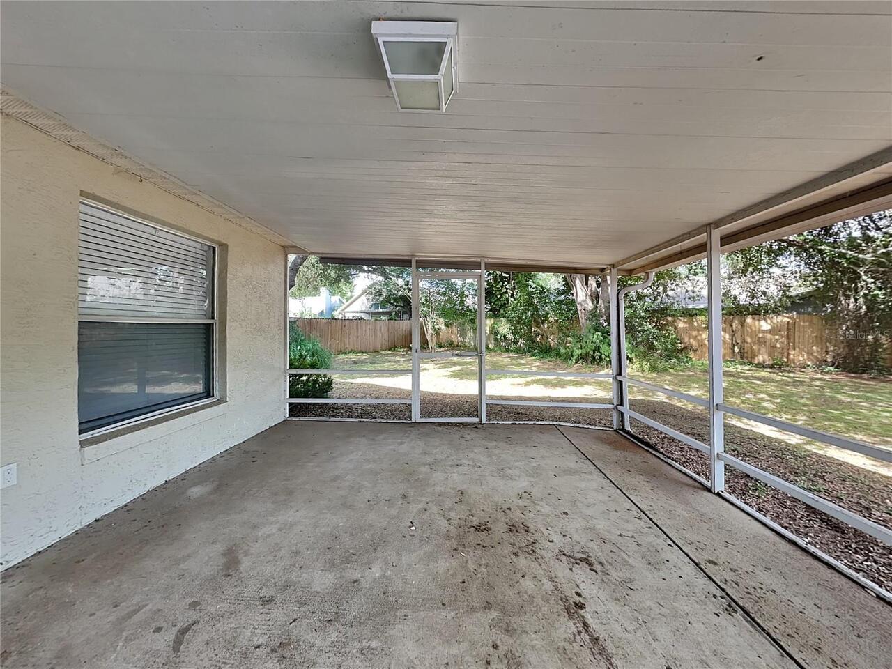Listing Photo 14