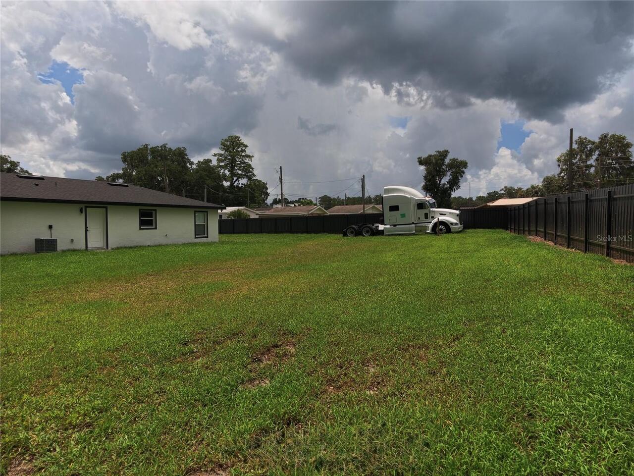 Listing Photo 43