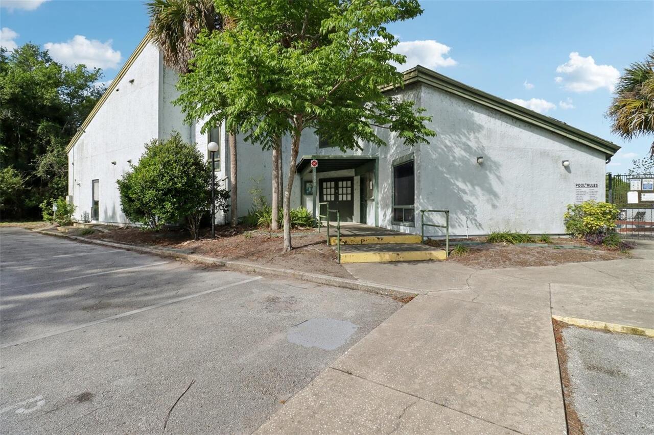 Listing Photo 17