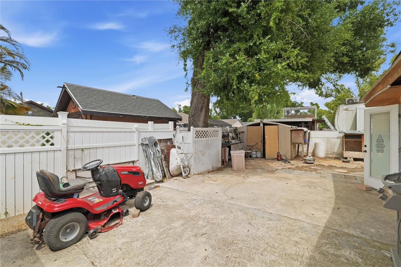 Listing Photo 16