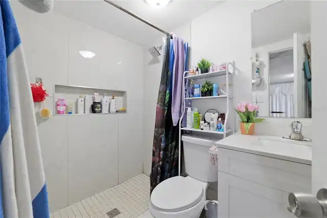 Listing Photo 25