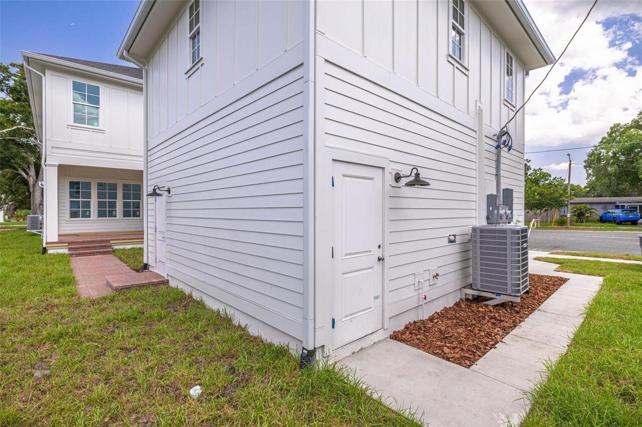 Listing Photo 7