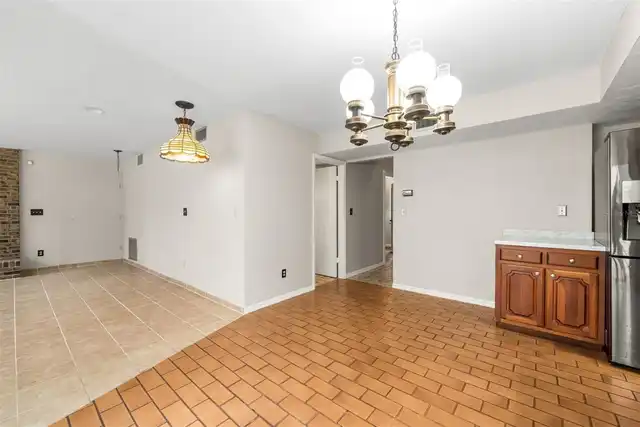 Listing Photo 32