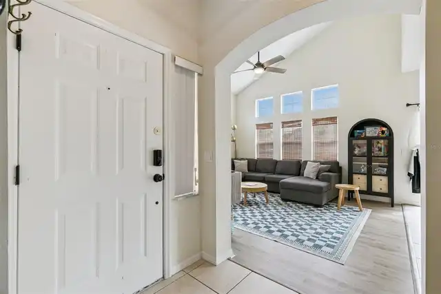 Listing Photo 6
