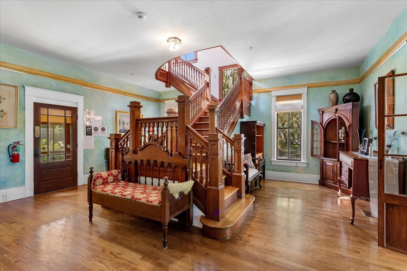 Listing Photo 18