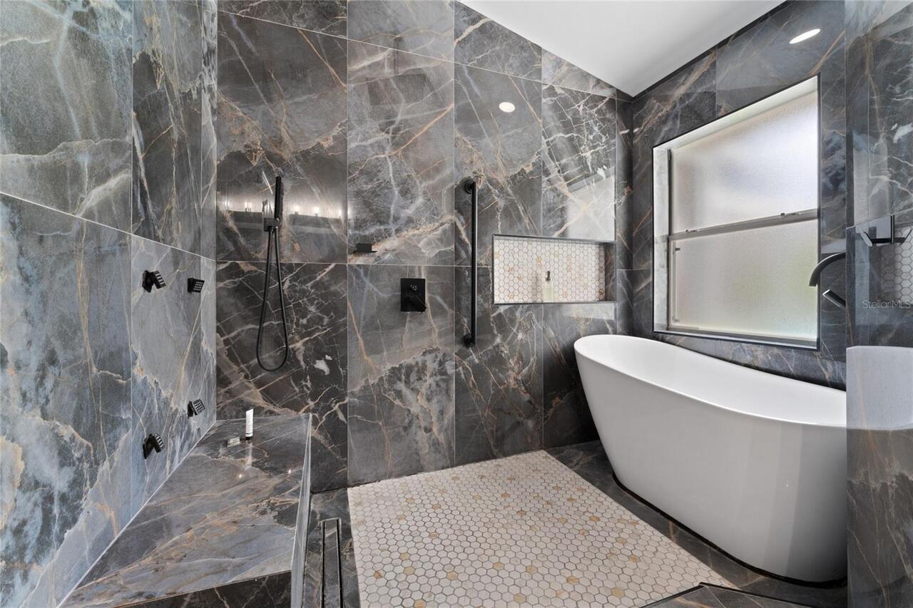 Listing Photo 25
