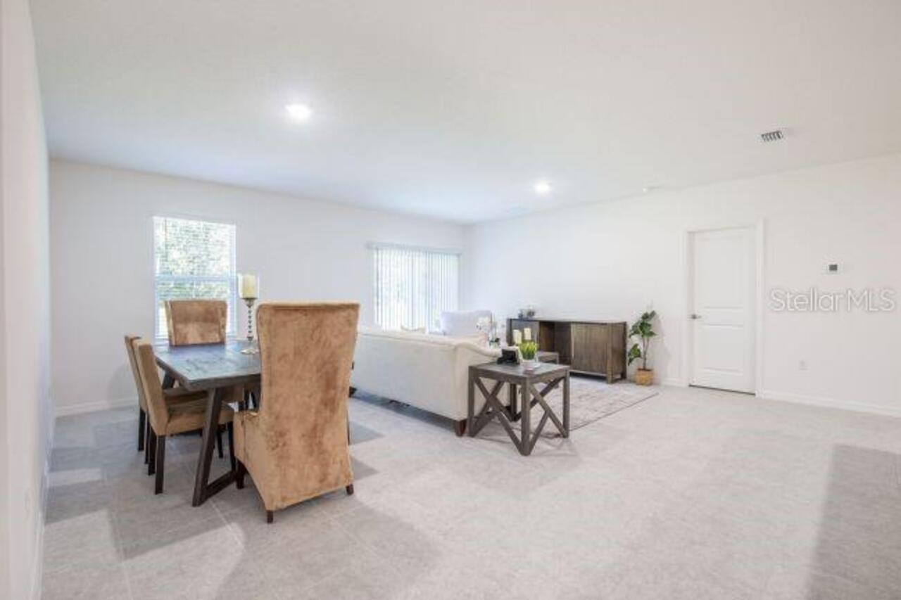 Listing Photo 10