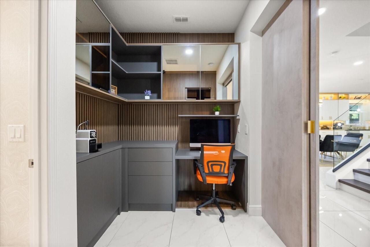 Listing Photo 10