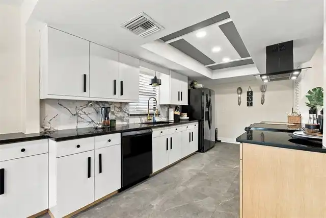 Listing Photo 21