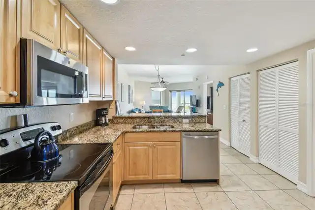 Listing Photo 15