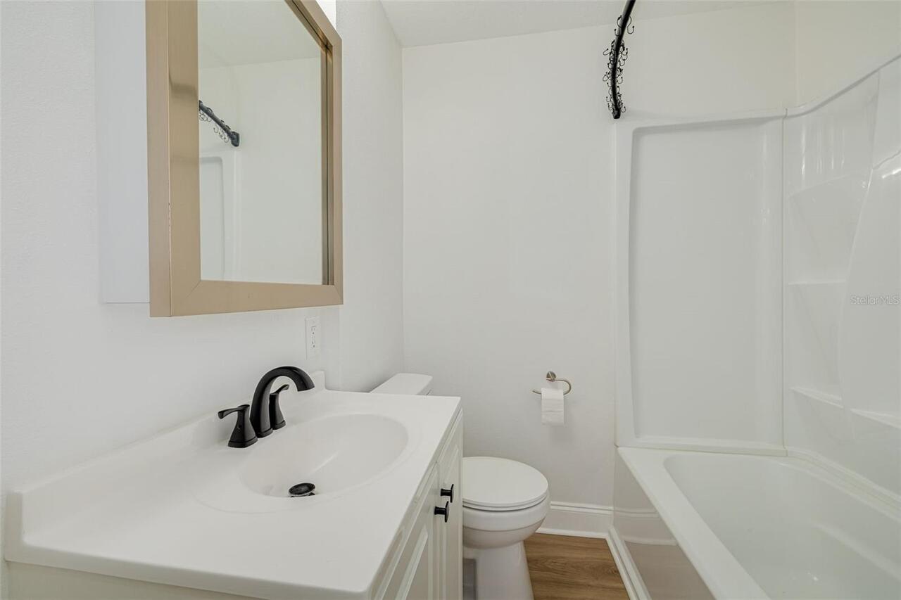 Listing Photo 24