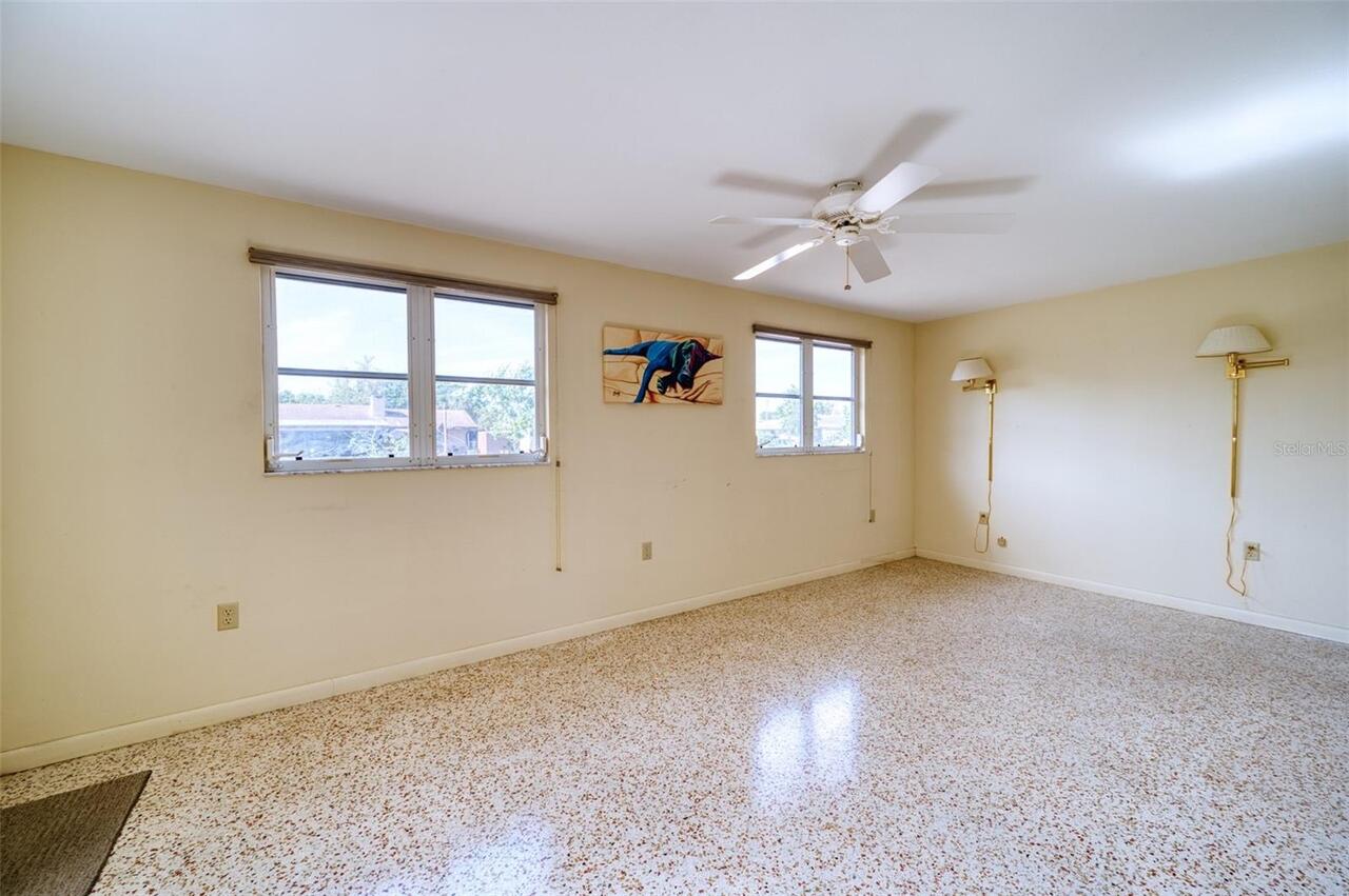 Listing Photo 22