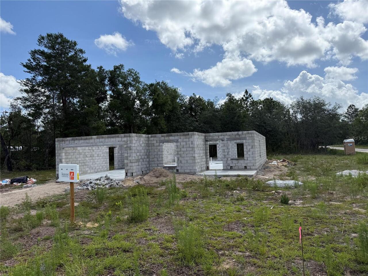 Listing Photo 11