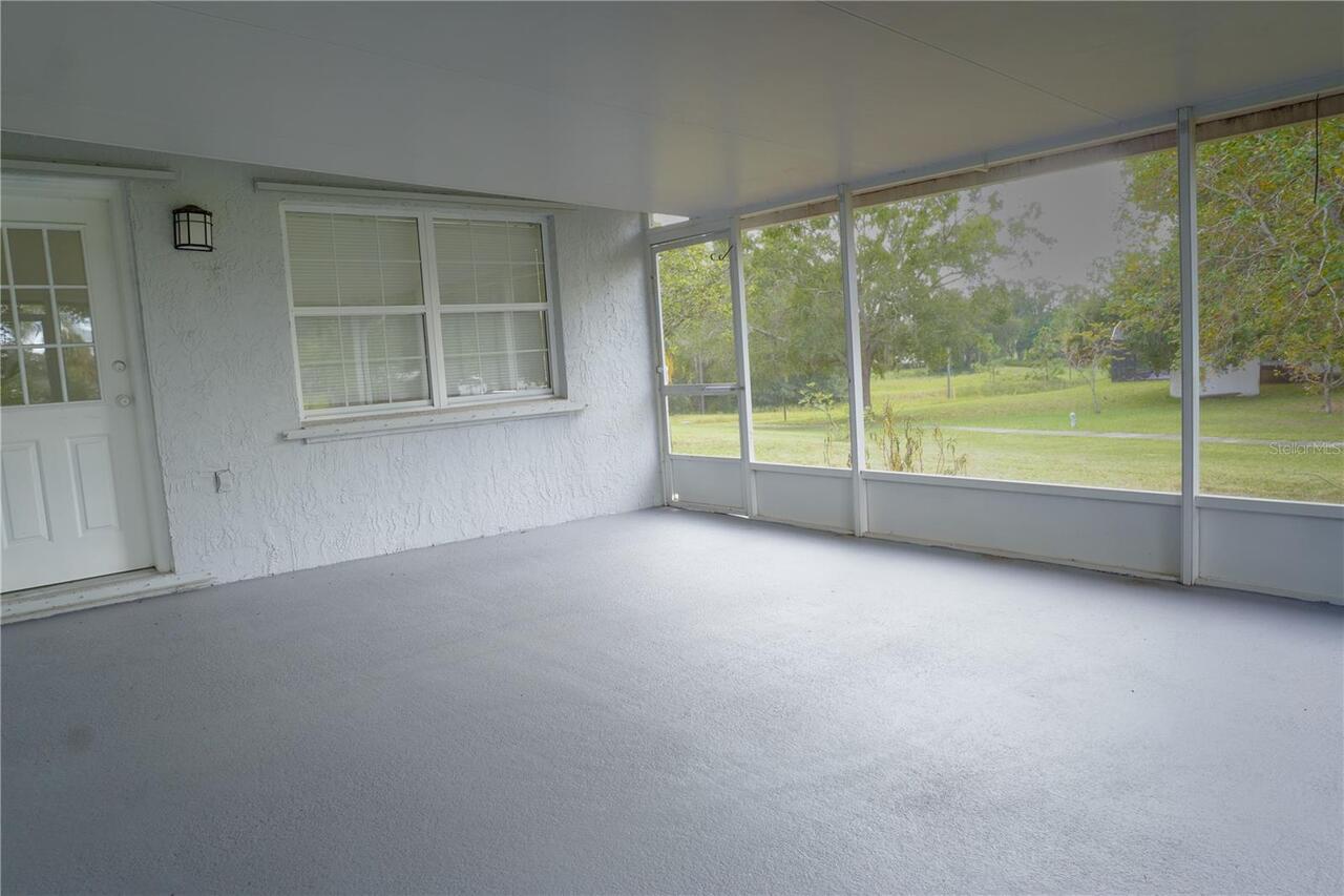 Listing Photo 14