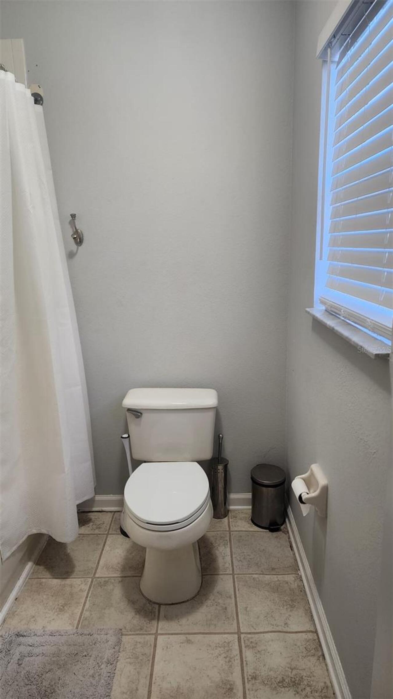 Listing Photo 9