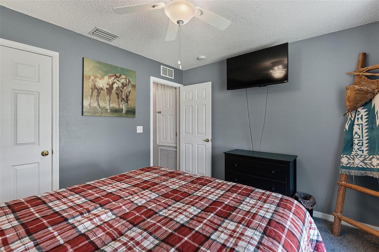 Listing Photo 33