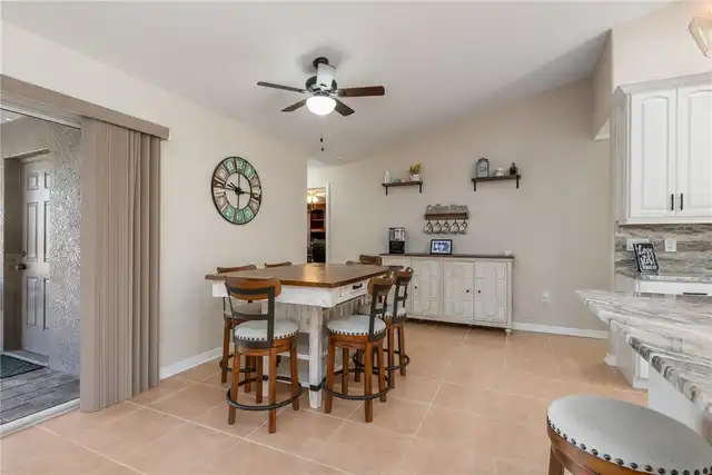 Listing Photo 16