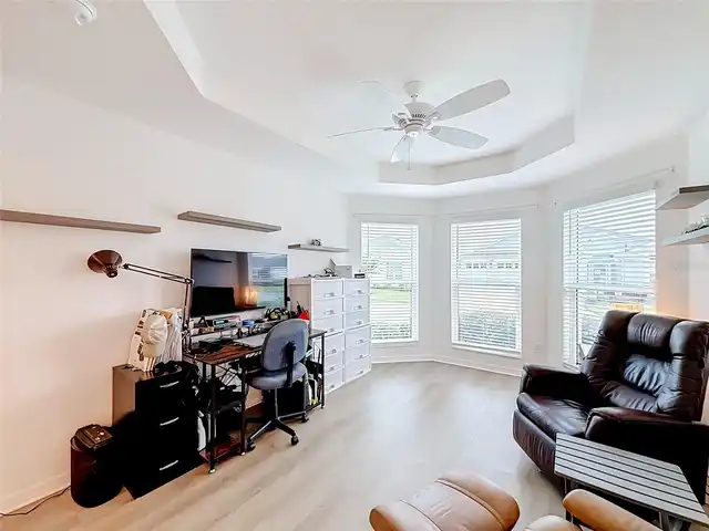 Listing Photo 19