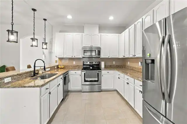 Listing Photo 16