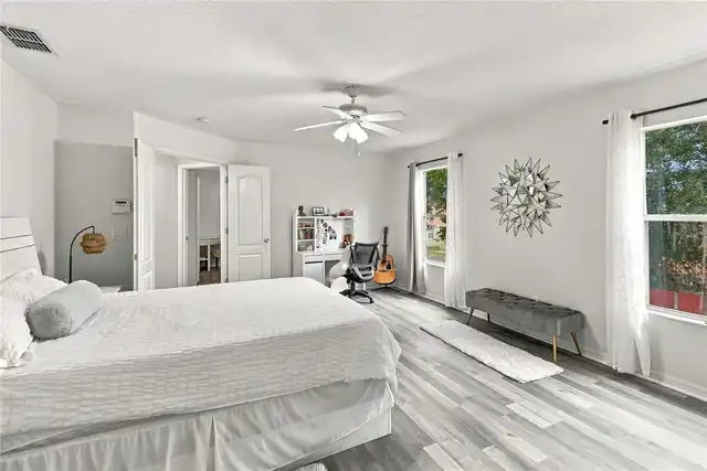 Listing Photo 23