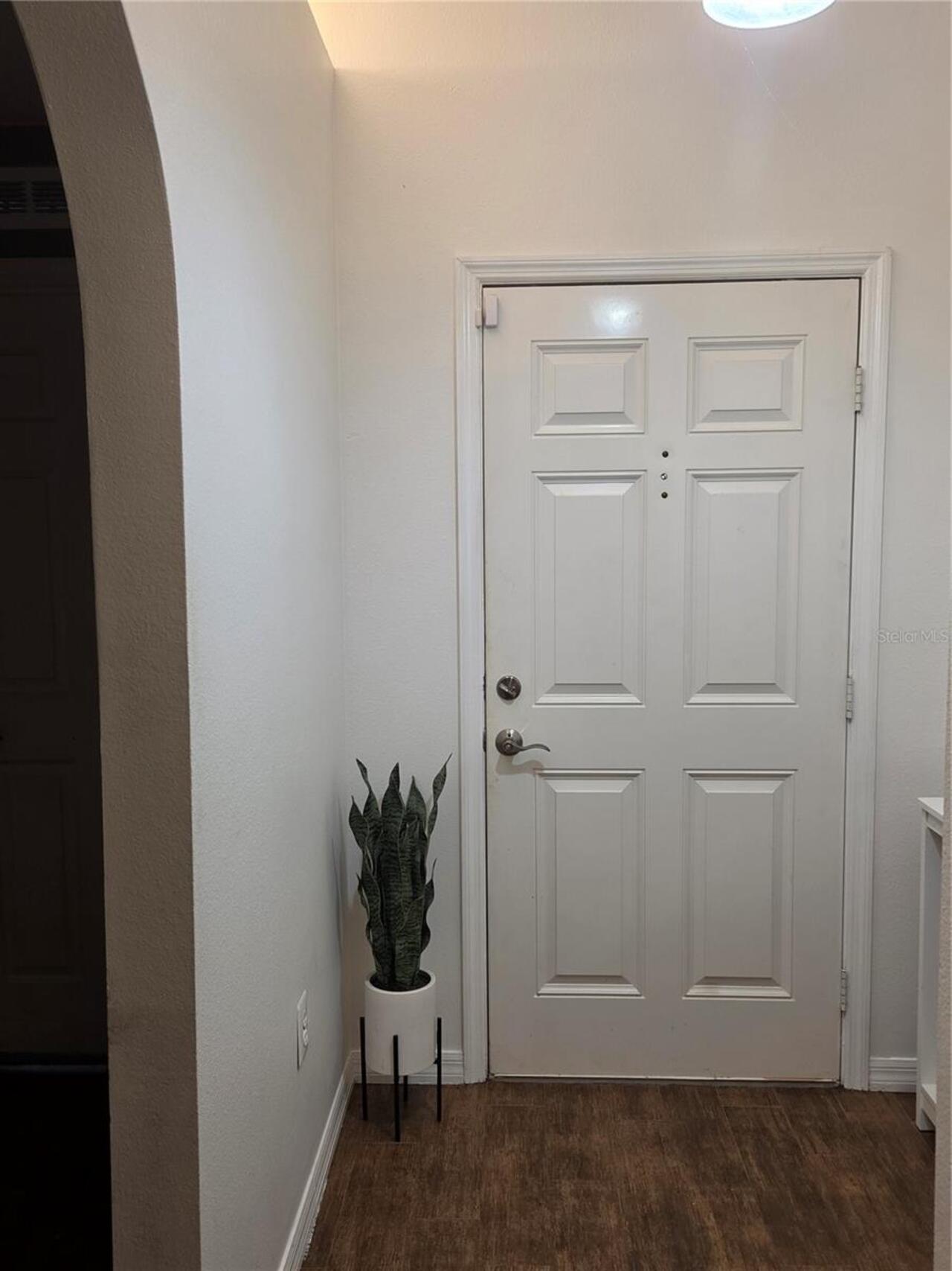Listing Photo 11
