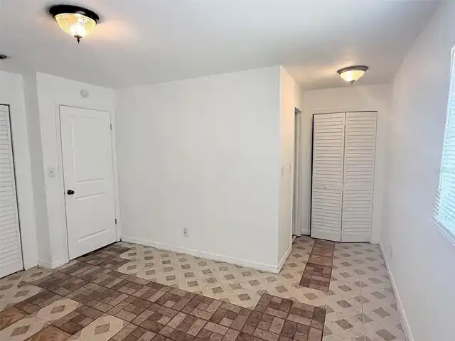 Listing Photo 13
