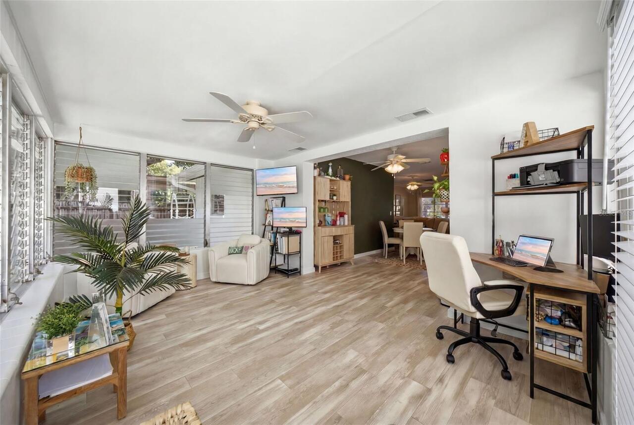 Listing Photo 17