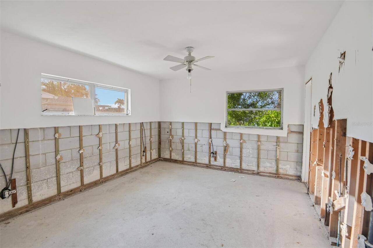 Listing Photo 8
