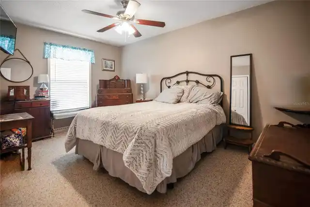 Listing Photo 6