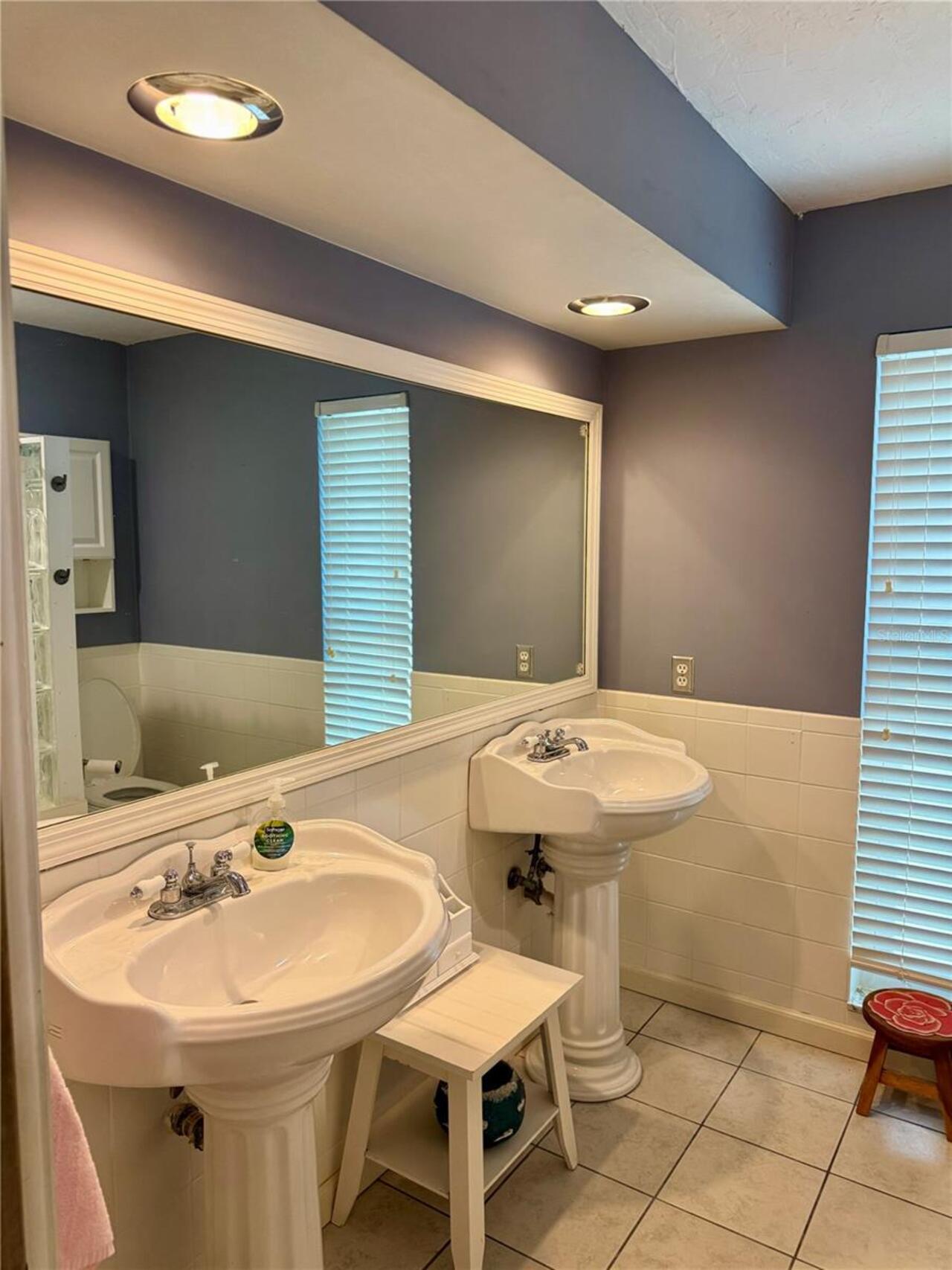 Listing Photo 10