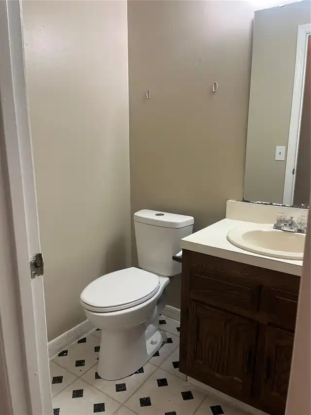 Listing Photo 10
