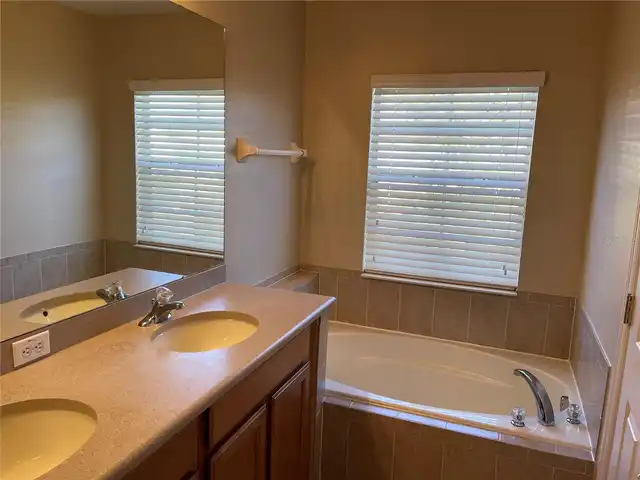 Listing Photo 13