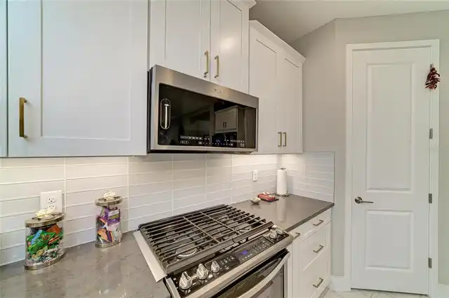 Listing Photo 16