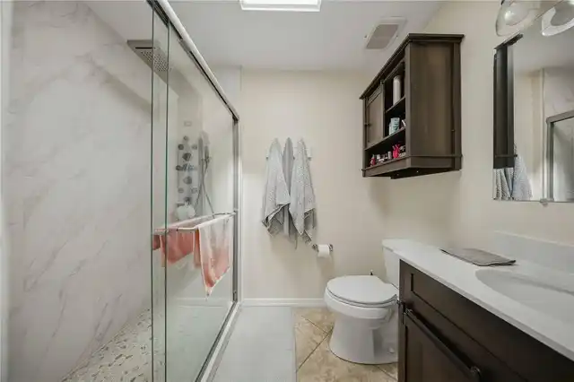 Listing Photo 22