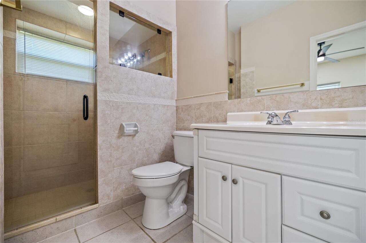 Listing Photo 14