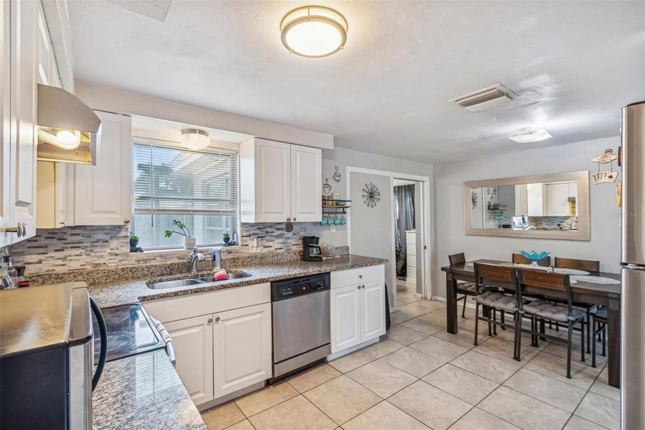 Listing Photo 10