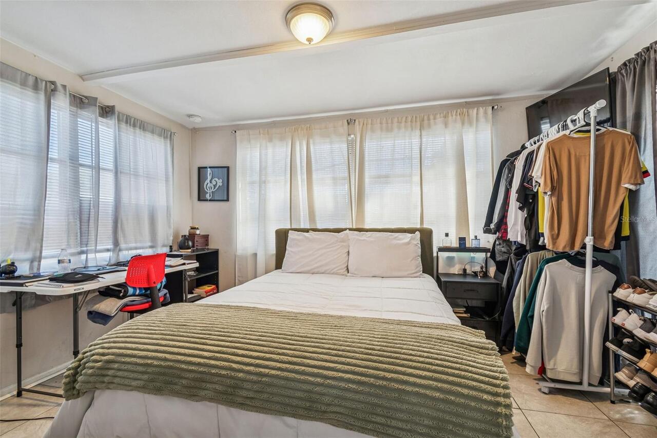 Listing Photo 16