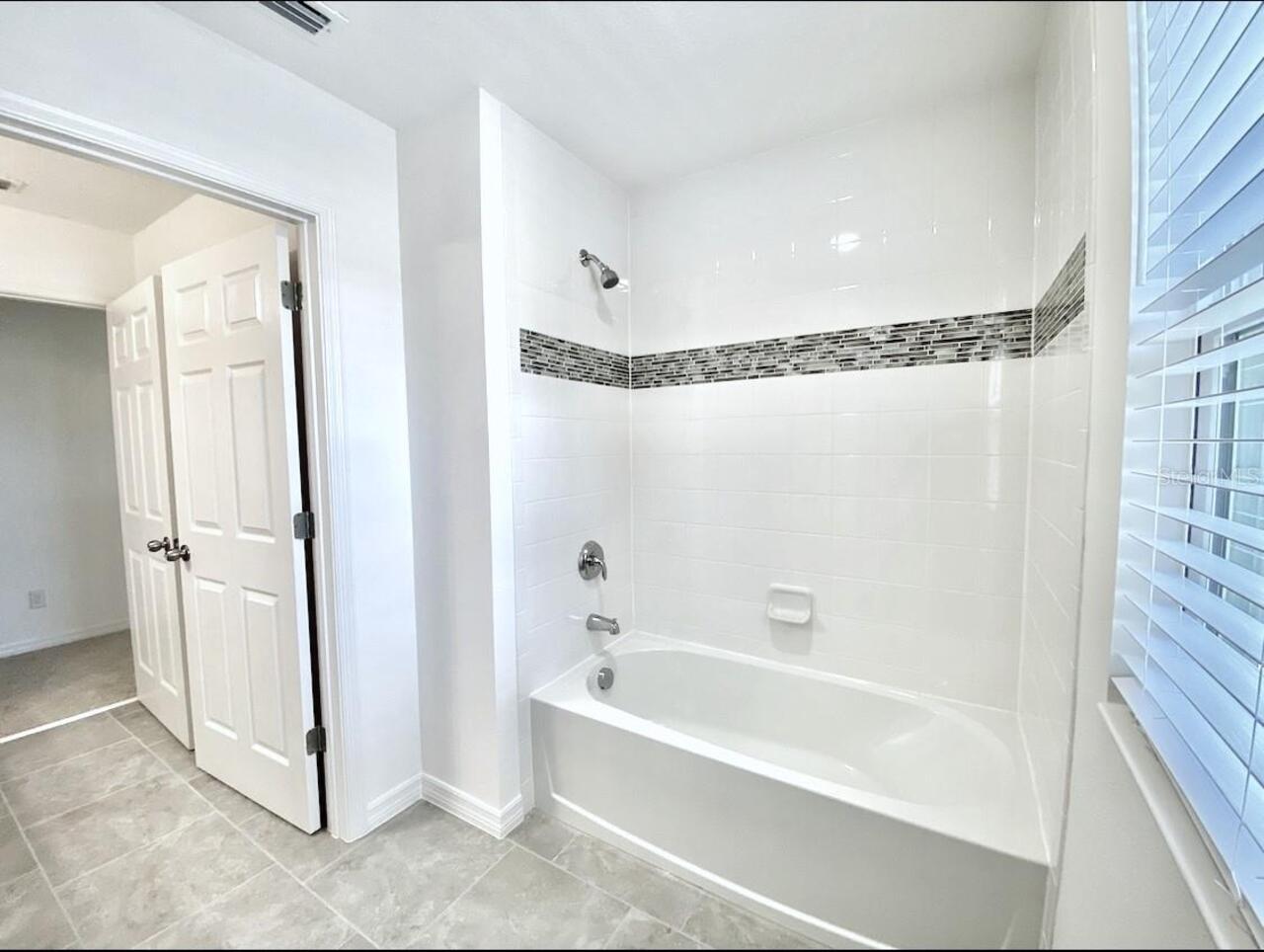 Listing Photo 34