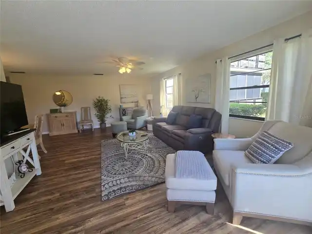 Listing Photo 20