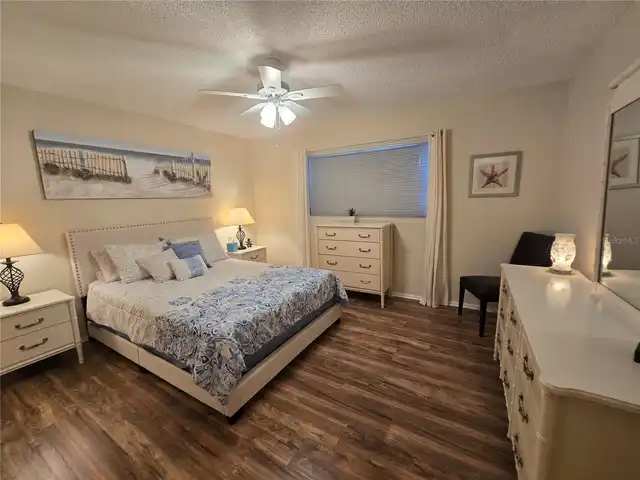 Listing Photo 37
