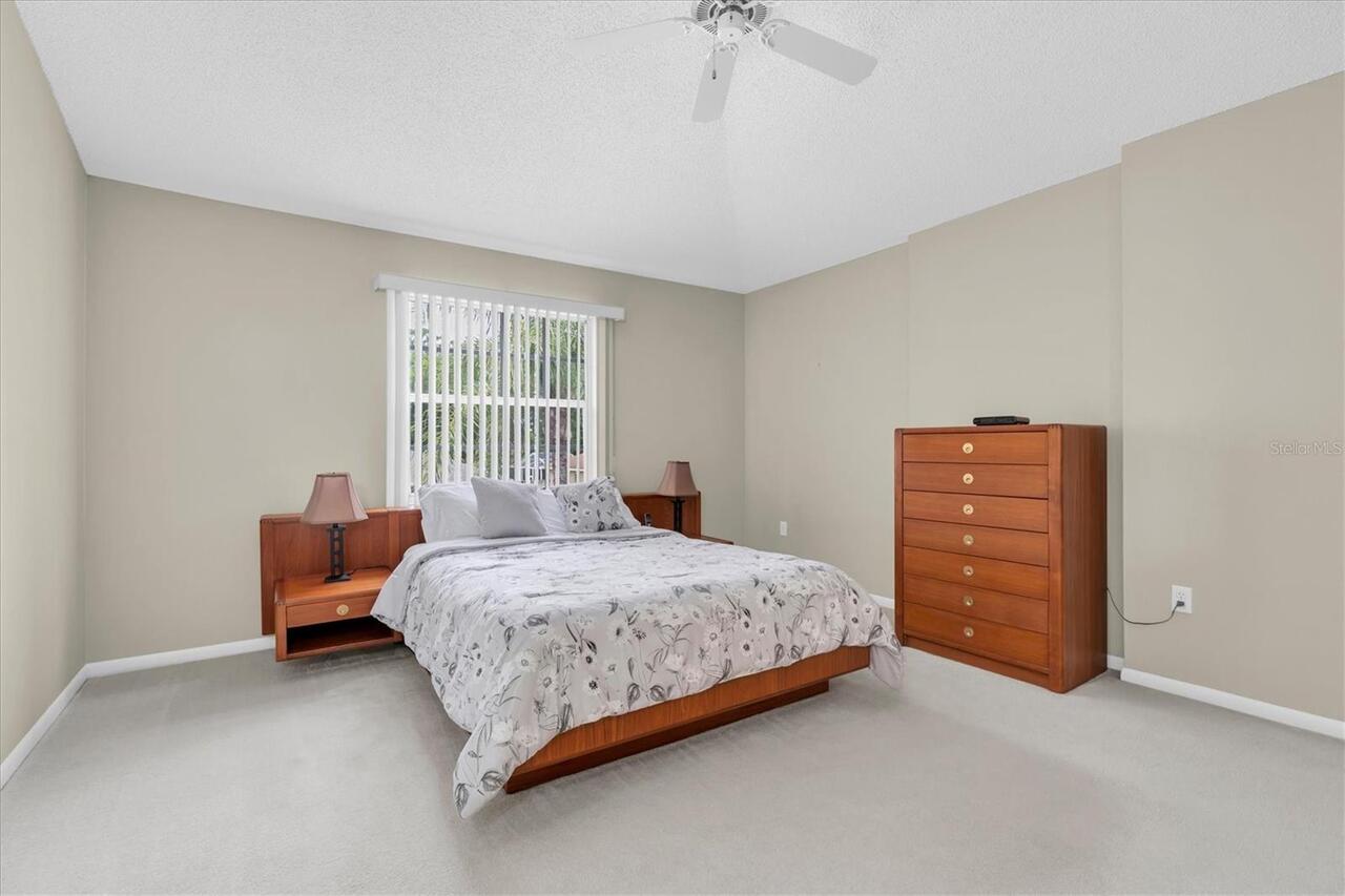 Listing Photo 35