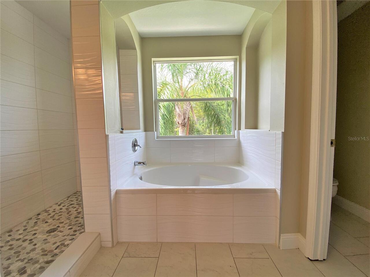 Listing Photo 33