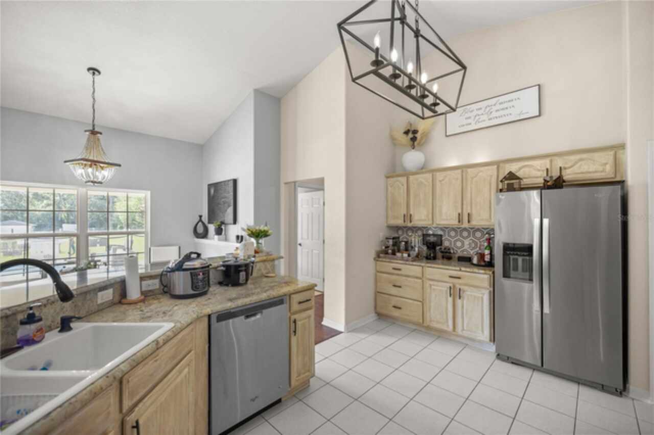Listing Photo 19