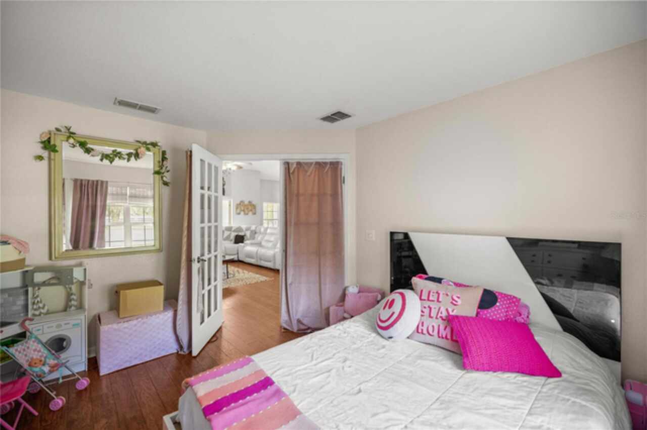 Listing Photo 24